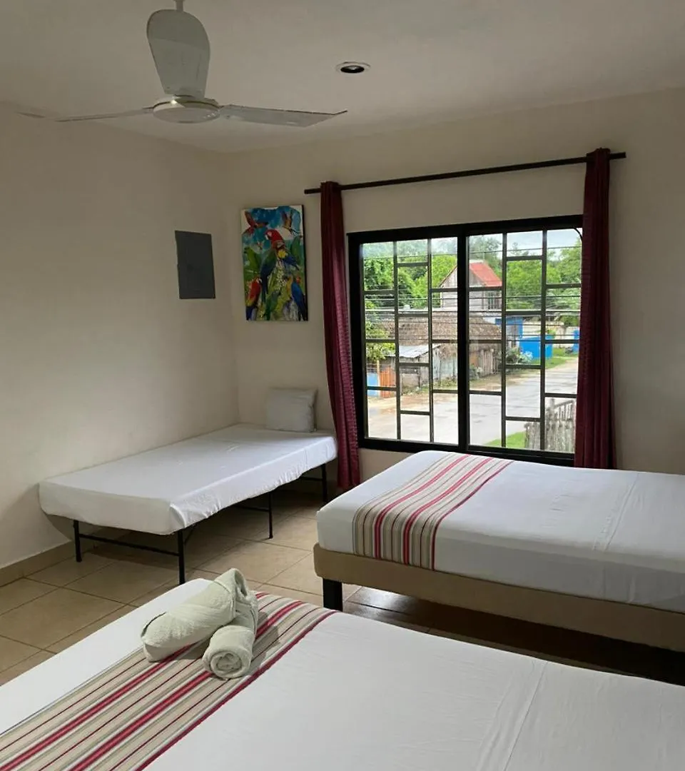 Studios Y Suites Bacalar Bed & Breakfast